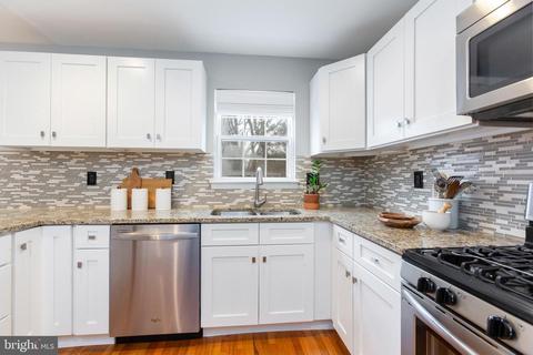 1807 Locust Grove Rd, Silver Spring, MD 20910 photo 24