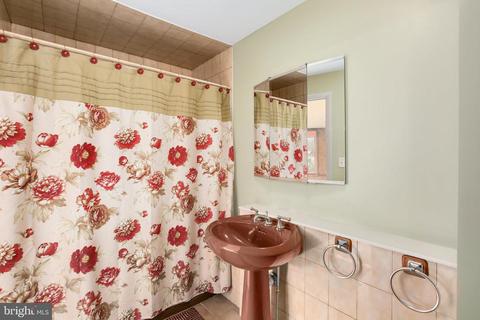 17227 Donora Rd, Silver Spring, MD 20905 photo 37