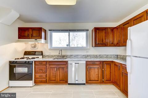 708 N Belgrade Rd, Silver Spring, MD 20902 photo 3