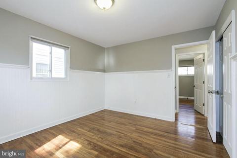 9704 Admiralty Dr, Silver Spring, MD 20910 photo 20