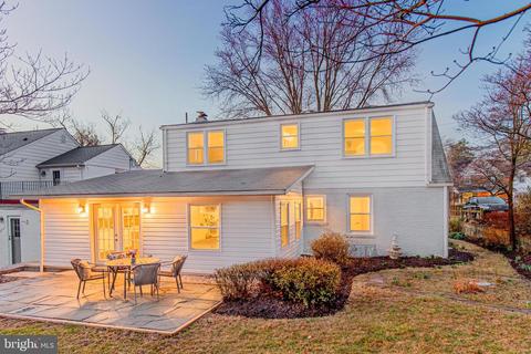 205 Normandy Dr, Silver Spring, MD 20901 photo 2