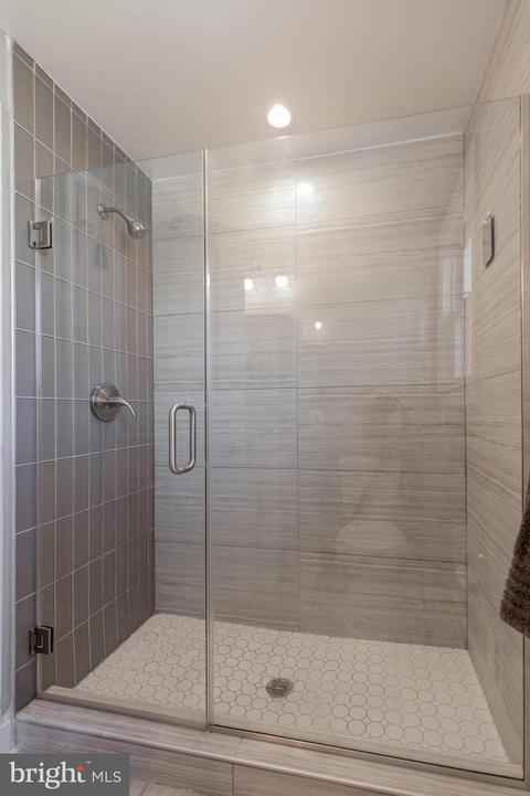 205 Normandy Dr, Silver Spring, MD 20901 photo 39