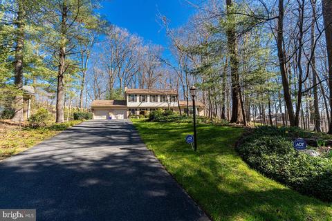 11905 Viewcrest Ter, Silver Spring, MD 20902 photo 1