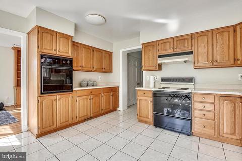 1540 Live Oak Dr, Silver Spring, MD 20910 photo 15