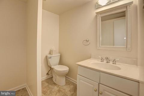 1332 Chilton Dr, Silver Spring, MD 20904 photo 8