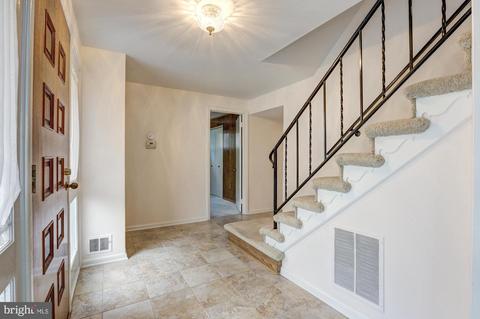 1332 Chilton Dr, Silver Spring, MD 20904 photo 4