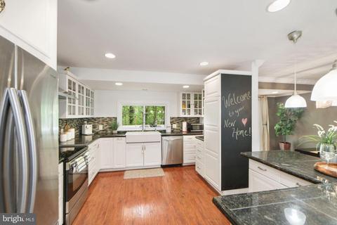 432 Branch Dr, Silver Spring, MD 20901 photo 9