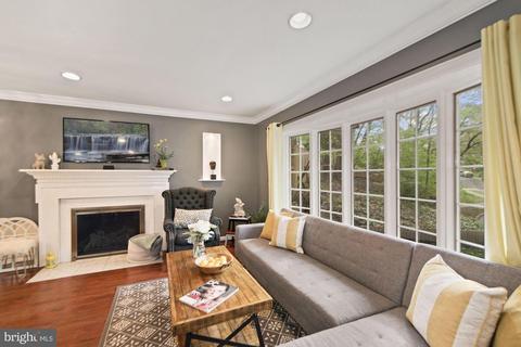 432 Branch Dr, Silver Spring, MD 20901 photo 4
