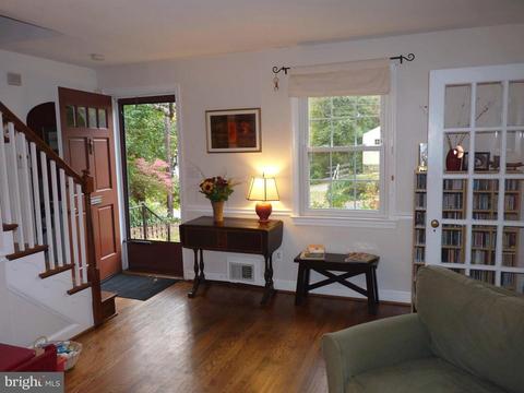9303 Glenville Rd, Silver Spring, MD 20901 photo 3