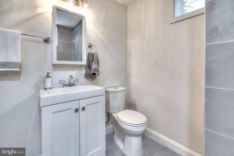 8710 Reading Rd, Silver Spring, MD 20901 photo 33