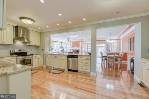 15026 Snowden Dr, Silver Spring, MD 20905 photo 15