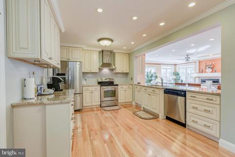 15026 Snowden Dr, Silver Spring, MD 20905 photo 16