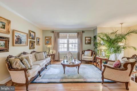 15026 Snowden Dr, Silver Spring, MD 20905 photo 4