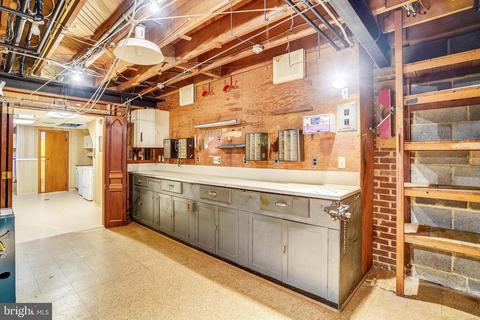 203 E Schuyler Rd, Silver Spring, MD 20901 photo 26