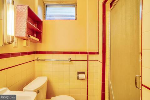 203 E Schuyler Rd, Silver Spring, MD 20901 photo 23