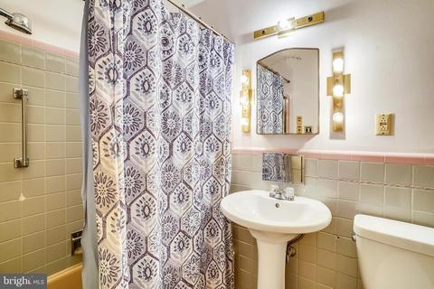 203 E Schuyler Rd, Silver Spring, MD 20901 photo 20
