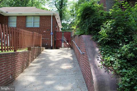 203 E Schuyler Rd, Silver Spring, MD 20901 photo 5
