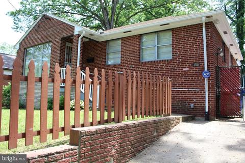 203 E Schuyler Rd, Silver Spring, MD 20901 photo 2