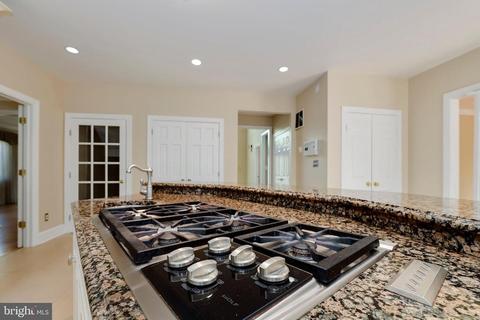 1605 Cedar View Ct, Silver Spring, MD 20910 photo 18