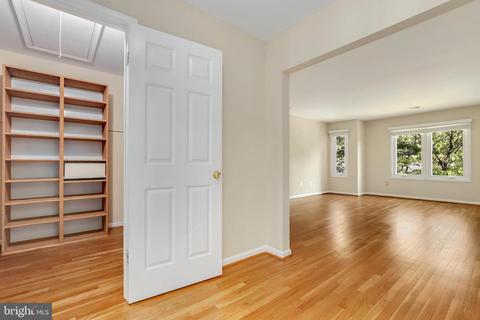 1605 Cedar View Ct, Silver Spring, MD 20910 photo 29