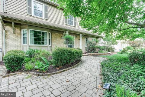 12904 Allerton Ln, Silver Spring, MD 20904 photo 3