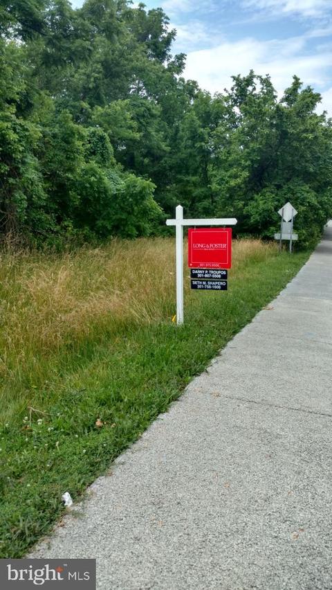 4 Central Ct, Gaithersburg, MD 20877 photo 1