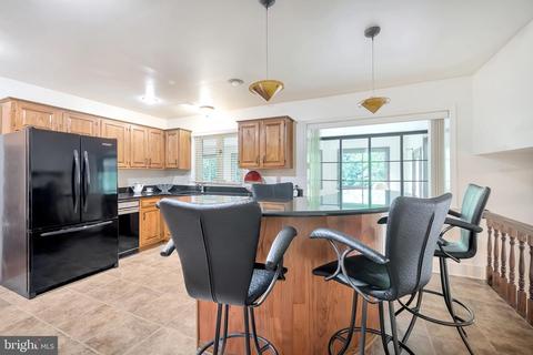1603 Cedar View Ct, Silver Spring, MD 20910 photo 6