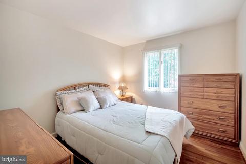 1603 Cedar View Ct, Silver Spring, MD 20910 photo 18