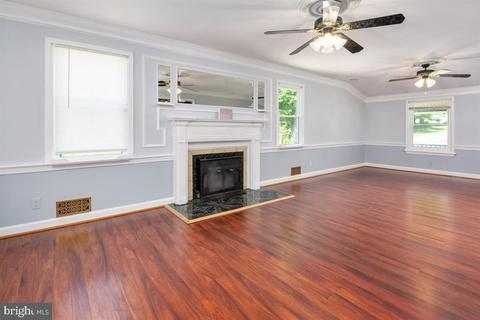 15929 Attleboro Rd, Silver Spring, MD 20905 photo 8