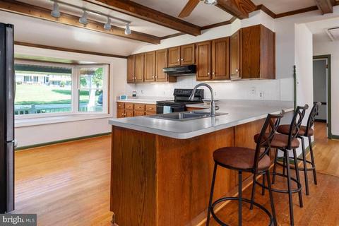 15929 Attleboro Rd, Silver Spring, MD 20905 photo 11