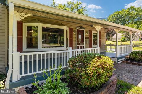 15929 Attleboro Rd, Silver Spring, MD 20905 photo 4