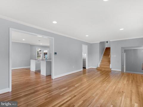 15121 Middlegate Rd, Silver Spring, MD 20905 photo 3