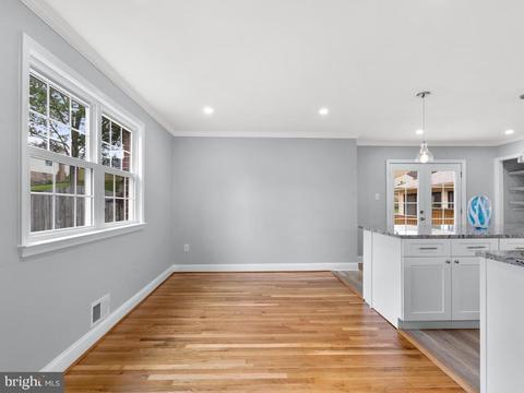 15121 Middlegate Rd, Silver Spring, MD 20905 photo 4