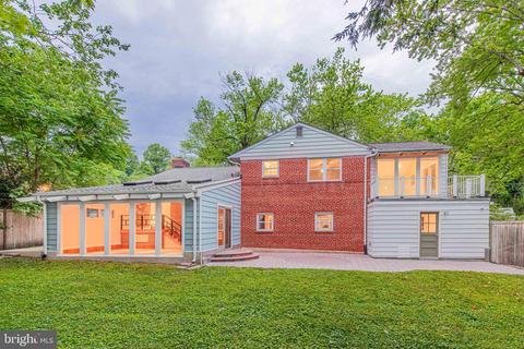 315 Burnt Mills Ave, Silver Spring, MD 20901 photo 2