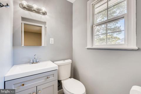 706 Venice Dr, Silver Spring, MD 20904 photo 15