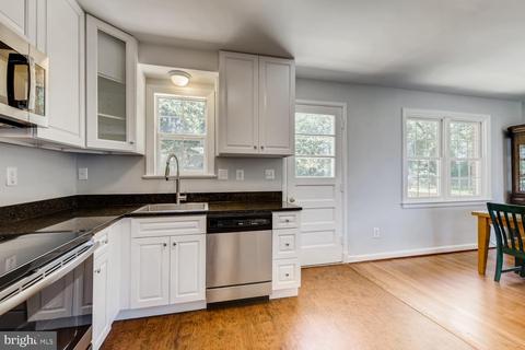706 Venice Dr, Silver Spring, MD 20904 photo 11