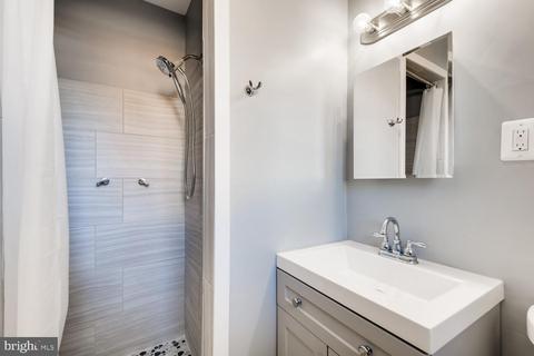 706 Venice Dr, Silver Spring, MD 20904 photo 14