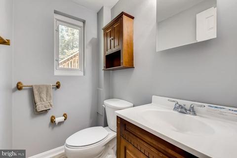 706 Venice Dr, Silver Spring, MD 20904 photo 23