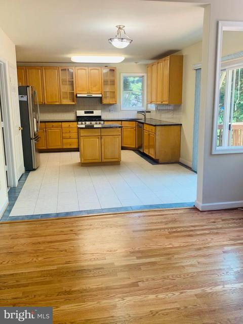 10400 Naglee Rd, Silver Spring, MD 20903 photo 14