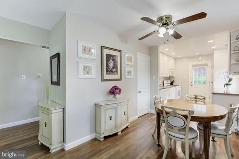 3927 Lantern Dr, Silver Spring, MD 20902 photo 9