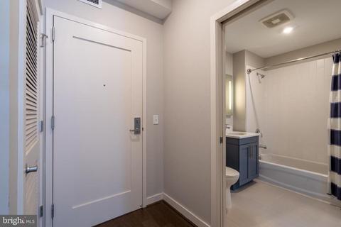 1320 Fenwick Ln #506, Silver Spring, MD 20910 photo 17