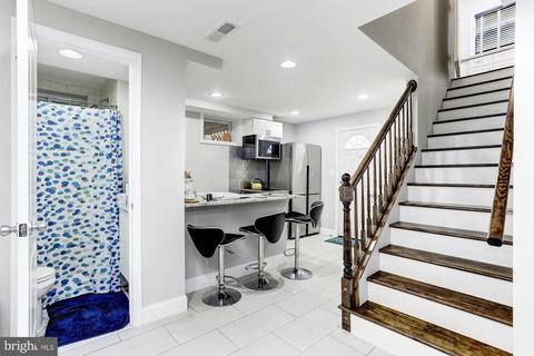 705 Guilford St, Silver Spring, MD 20901 photo 2