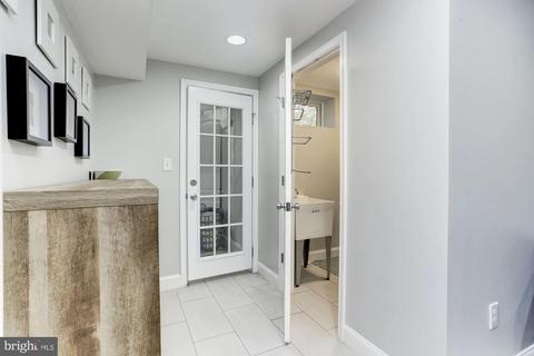705 Guilford St, Silver Spring, MD 20901 photo 3
