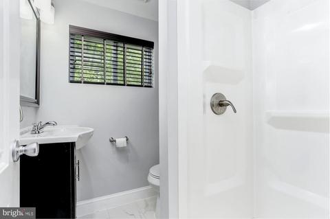 705 Guilford St, Silver Spring, MD 20901 photo 17