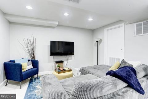 705 Guilford St, Silver Spring, MD 20901 photo 25