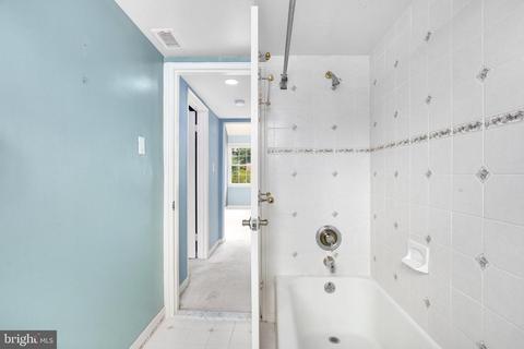 2248 Washington Ave #W-202, Silver Spring, MD 20910 photo 20