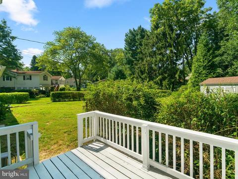17214 Emerson Dr, Silver Spring, MD 20905 photo 17