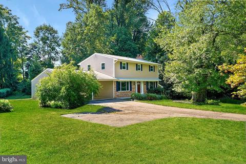 17214 Emerson Dr, Silver Spring, MD 20905 photo 1