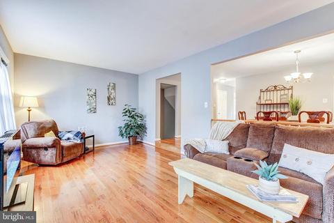 2005 Featherwood St, Silver Spring, MD 20904 photo 16