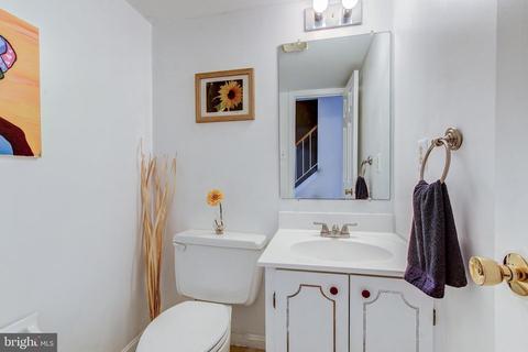 2005 Featherwood St, Silver Spring, MD 20904 photo 29